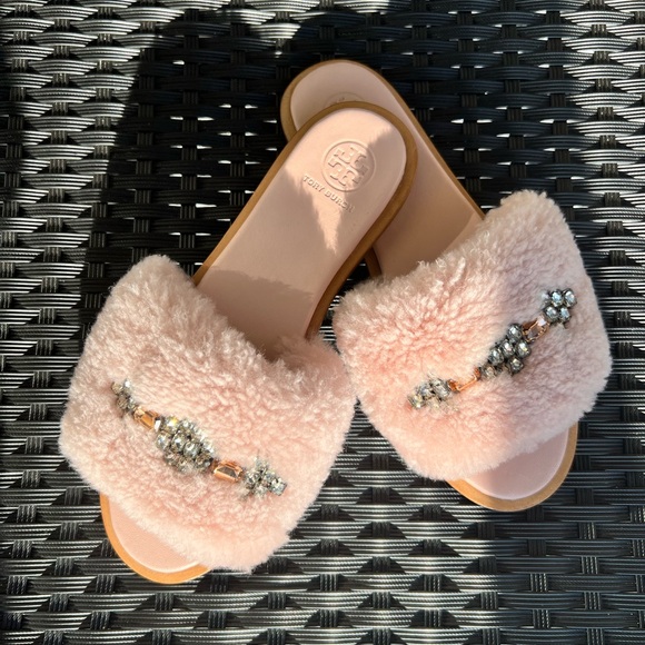 Tory Burch slides size 7 - Picture 4 of 8